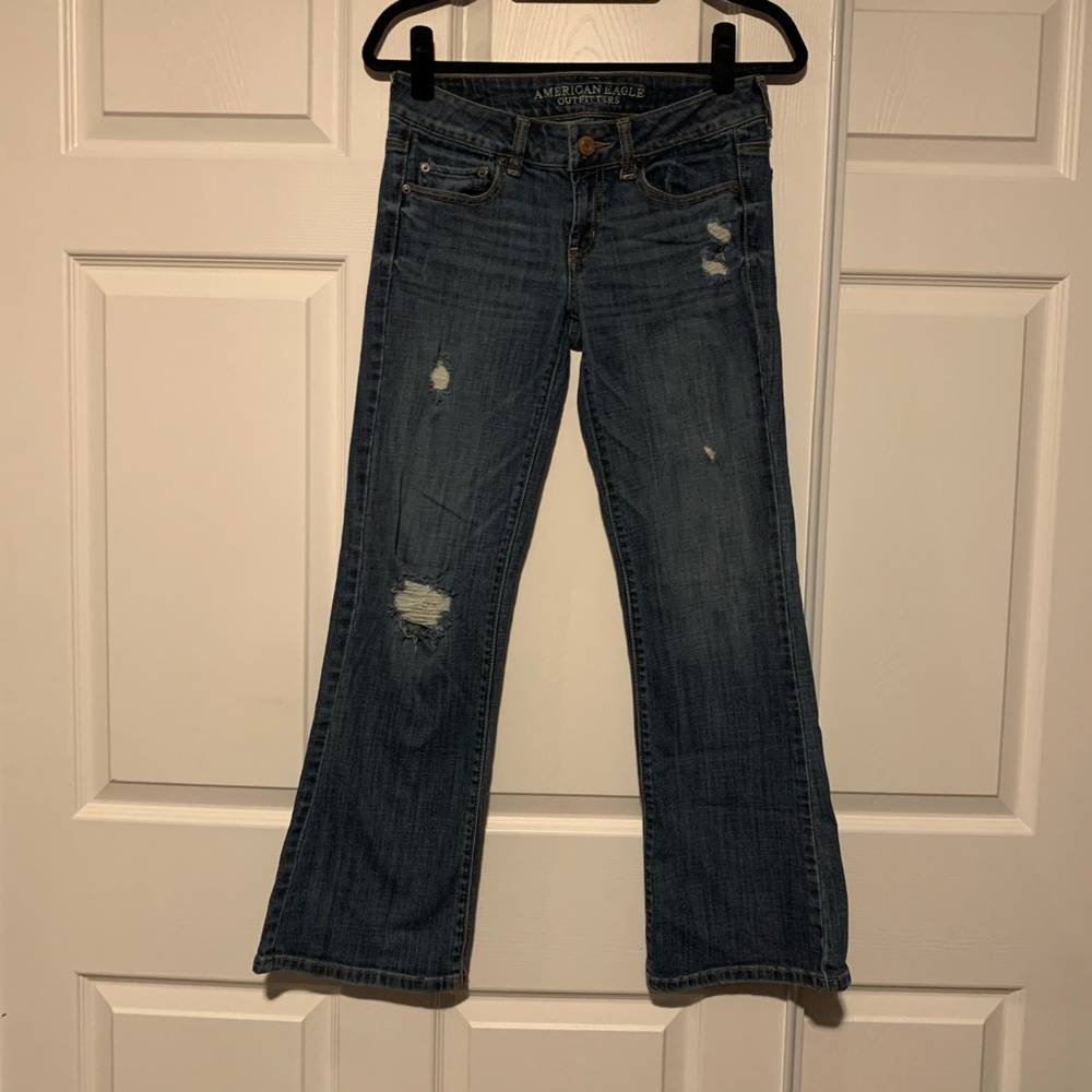 Woman’s American eagle favorite boyfriend jeans